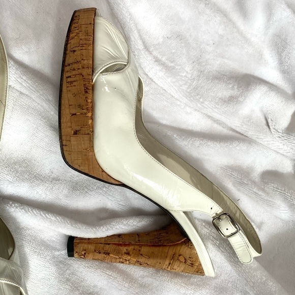 Stuart Weitzman white patent leather sling back peep toe with cork heel size 8 - Picture 11 of 15